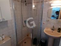 a bathroom with a shower and a sink at Appartement La Tranche-sur-Mer, 3 pièces, 5 personnes - FR-1-357-309 in La Tranche-sur-Mer