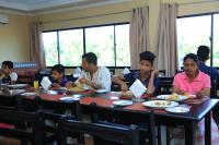 Επισκέπτες που μένουν στο PJ Hotels Jaffna