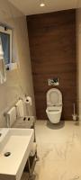 Kúpeľňa v ubytovaní villa petar apartment a4 with terrace