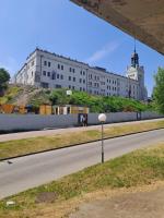 Budova, v ktorej sa apartmán nachádza