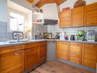 Kuchnia lub aneks kuchenny w obiekcie Holiday Home Mon Amour by Interhome