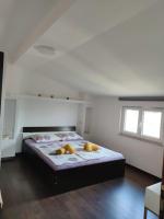 Posteľ alebo postele v izbe v ubytovaní Comfortable apartment near Pula