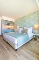 Studios by Aqua Natura Hotelsにあるベッド