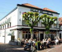 Nhà hàng/khu ăn uống khác tại Luxe bungalow in de mooie natuur!