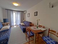 Posedenie v ubytovaní Panaramico Superior Apartments LILI with Sea view in Dramalj