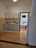 Kuchyňa alebo kuchynka v ubytovaní Apartments Nono