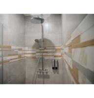 Een badkamer bij #L&#39;Estere WiFi-Netflix-Clim