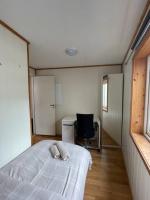 Postel nebo postele na pokoji v ubytování City Center Stylish Loft