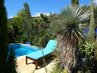 Bazén v ubytovaní Villa Tropica, total privacy, tropical garden and private pool alebo v jeho blízkosti