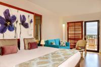 Postel nebo postele na pokoji v ubytování Asteria Family Resort Belek