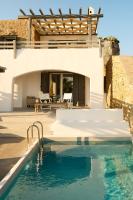 Bazén v ubytovaní Villa Alitis by Mykonos Rocks alebo v jeho blízkosti