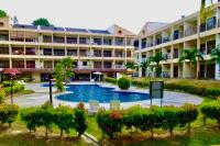 Apartment by the Beach Port Dickson - Poolviewの敷地内または近くにあるプール