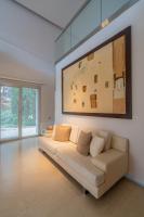 A seating area at Casa dell'Arte Hotel of Arts & Leisure