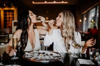 Thức uống tại Hyatt at Olive 8