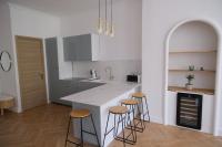 Kuchyňa alebo kuchynka v ubytovaní Appartement de beau standing