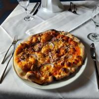 Mâncare la sau în apropiere de acest hotel