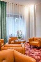 Posedenie v ubytovaní Hotel H12****