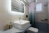 Kúpeľňa v ubytovaní Aigaiou Avra Apartments