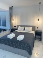 Postel nebo postele na pokoji v ubytování J&M Apartment Miraflores La Cala
