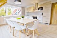 Kuchnia lub aneks kuchenny w obiekcie Apartmán Riviéra Lipno 510/21