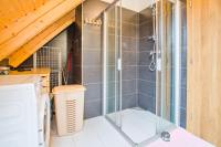 Łazienka w obiekcie Apartmán Riviéra Lipno 510/21