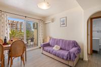 A seating area at Apartamento Arenal 3 - PlusHolidays