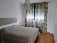 Posteľ alebo postele v izbe v ubytovaní Apartamentos Cala San Pedro