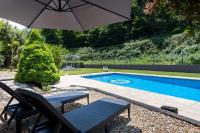 Bazén v ubytování Sarren Villa Pool nebo v jeho okolí