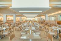 Veitingastaður eða matsölustaður á Barceló Maya Riviera - All Inclusive Adults Only
