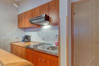 Kuchyňa alebo kuchynka v ubytovaní Apartment Vilma Funtana