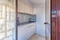 Kuchyňa alebo kuchynka v ubytovaní Apartment Vilma Funtana