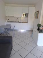 Kuchyňa alebo kuchynka v ubytovaní Appartamenti Residence il Porto 13 e 16