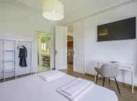 Posteľ alebo postele v izbe v ubytovaní SibsBcn-Paseo de Gracia Luxury Exclusive Gaudí