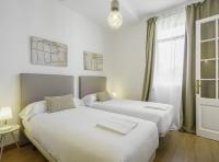 Posteľ alebo postele v izbe v ubytovaní SibsBcn-Paseo de Gracia Luxury Exclusive Gaudí