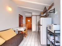 Kuchnia lub aneks kuchenny w obiekcie Apartment Romantika-1 by Interhome