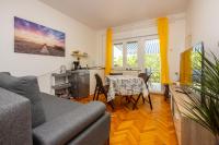 Posedenie v ubytovaní Apartmani Azur
