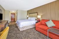 Hampton Inn Detroit/Belleville-Airport Areaにあるベッド
