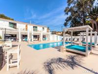 Bazén v ubytování VH CostaBlanca - APARTAMENTO MARTA BEACH 4 nebo v jeho okolí