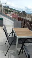Balkón alebo terasa v ubytovaní Apartments Popov
