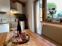 Kuchyňa alebo kuchynka v ubytovaní Restaurant Appartements Almdiele