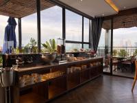 KunKin Garden Aparthotelにあるバルコニーまたはテラス