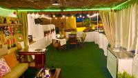 Reštaurácia alebo iné gastronomické zariadenie v ubytovaní Apartamento con Terraza,a 100m playa Costilla y Frente al Castillo