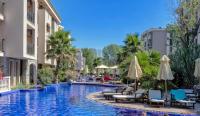 Bazén v ubytování Deluxe Appartements in Cascadas Family Resort Sunny Beach nebo v jeho okolí
