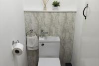 Koupelna v ubytování Beautiful and Cosy 3 beds home for 6 guests near Doncaster Racecourse
