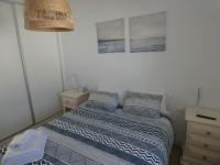 Posteľ alebo postele v izbe v ubytovaní Villa Olivia con Piscina, Jardin y Parking