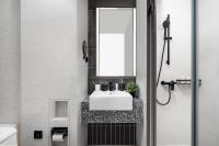 lyf Xi'an Dayanta by Ascott free gym & self-service free laundry roomにあるバスルーム