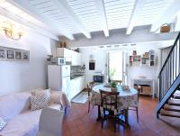 A kitchen or kitchenette at La Casa Delle Fate