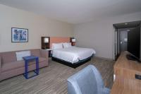 Ein Bett oder Betten in einem Zimmer der Unterkunft Hampton Inn &amp; Suites Glenarden&#47;Washington DC