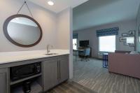 TV&#47;Unterhaltungsangebot in der Unterkunft Hampton Inn &amp; Suites Glenarden&#47;Washington DC