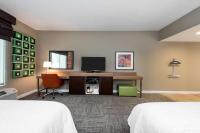 Hampton Inn & Suites West Melbourne-Palm Bay Roadにあるテレビまたはエンターテインメントセンター